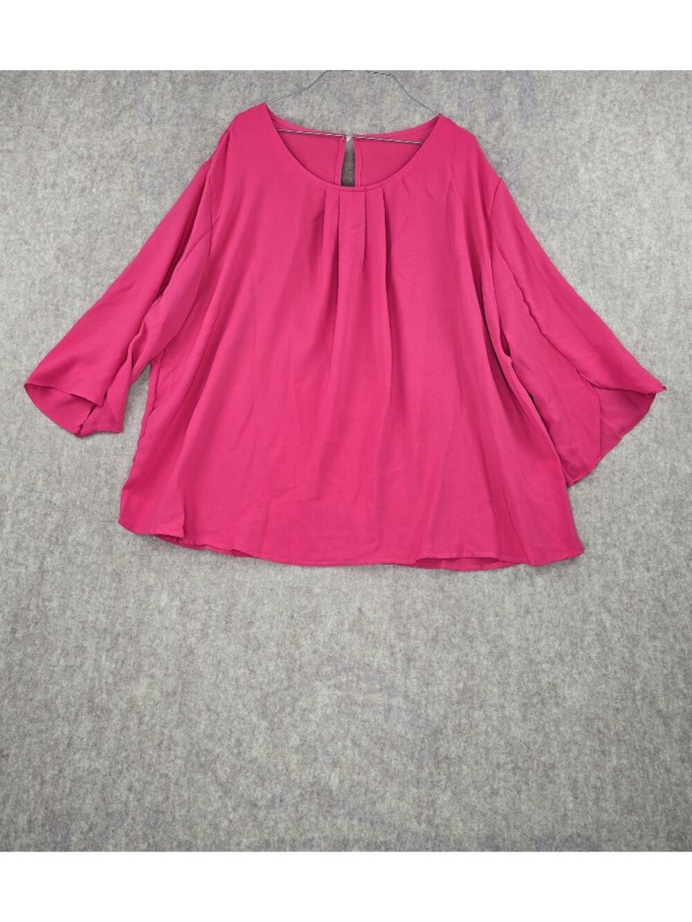 Womens Loose Fit Pink Blouse Keyhole Back Lightweight 3/4 Sleeve Flowy Style